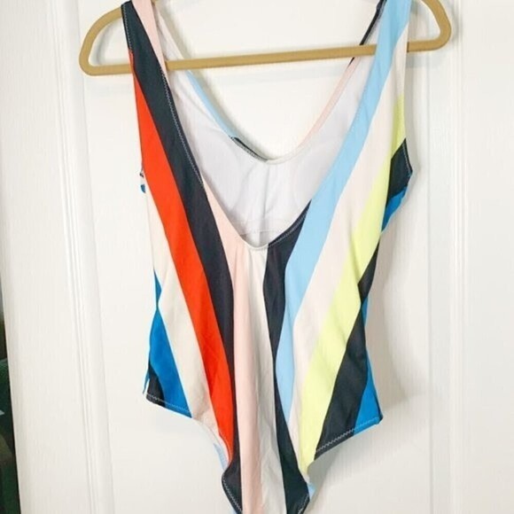 Cupshe NWT Cheeky Gal Stripe One Piece High Cut Summer Swim Suit - Picture 4 of 8